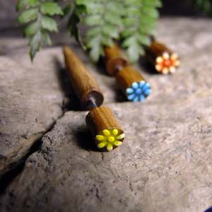 Flower Spike Stretcher