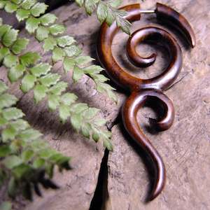 Plugs Stretchers 1: Sun God Stretcher