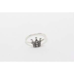 Silver Rings Collection: Lea Crown Silver Ring