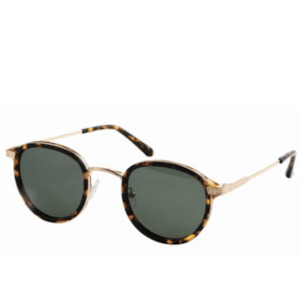 Sunglasses: Keri Keri Sunnies (P)