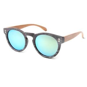 Sunglasses: Dasher Sunnies (P)