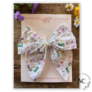 Madison Coulter Fine Arts: Large Fable Bow Hair Clip by Madison Coulter