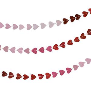 Wedding: Ombre Heart Garland Decoration