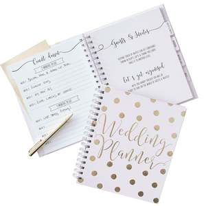 Wedding: Luxury Pink & Gold Wedding Planner Book