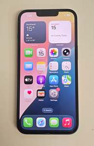 Apple Phones: Apple iPhone 13 Pre-owned phone, 128 GB