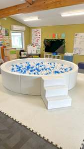 Extras: 3M X 3M Round White Ball Pit.