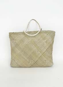 Ngahuru Hei Mahia To Tatou Ao: Kete Whakairo - Matekino Lawless (QSM)