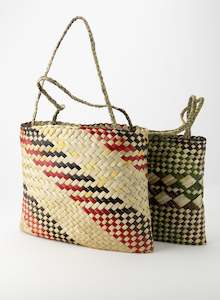 Riperata Mcmath: Kete - Black/Reds/Natural