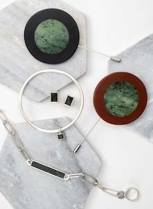 Mothers Day Gifting: Caim Lapel Pin - Pounamu