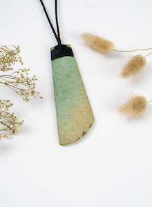 Crossover Pounamu Toki