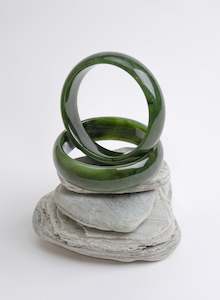 Pounamu Bangle - Gem Grade