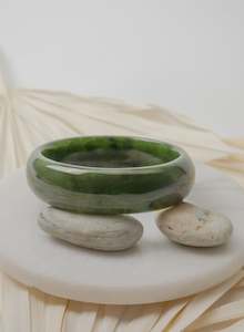 Pounamu Bangle - Gem Grade