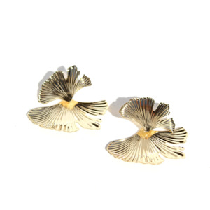 Comfort Style: Gingko Drop Earrings