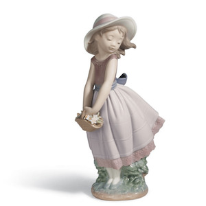 Gifts For Children: Pretty Innocence