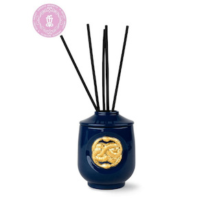 Snake Perfume Diffuser Luxurious Animals. A Secret Orient Scent