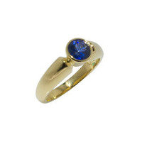 Products: Sapphire & 18ct gold Ring Design. Jens Hansen