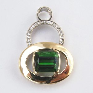 Coloured Stone Pendants: 41538