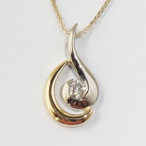 Diamond Pendants: 73461