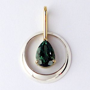 Coloured Stone Pendants: 16426