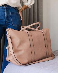 Homeware: Alexis Weekender Travel Bag Blush Ezra
