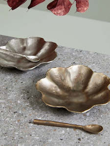 Homeware: Casa Salt and Pepper Pot Silver