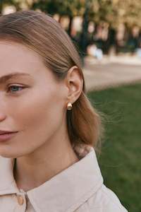 Jewelry: Heritage Satin Earring Gold Drop