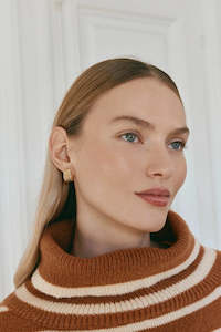 Jewelry: Allegro Cuff Earring Gold