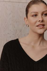 Ivy Pearl Earring Round