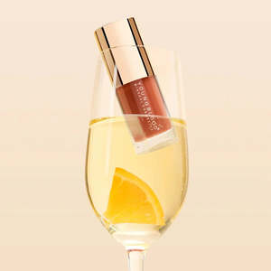 Young Blood Everglow Lip Oil - Spritz