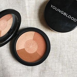 Skincare: Youngblood Mineral Radiance Sundance 9.5g