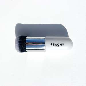 Peachy Lip Co: Peachy Essential Cream Brush