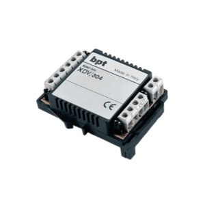 BPT 4-output video distributor for signal distribution.