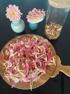 Products: Floral Confetti the social scent co