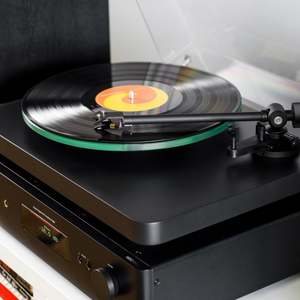 Nad Turntables: NAD C558 Turntable