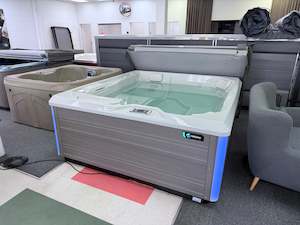 Floor Models: Floor Model HotSpring Limelight Strobe 2