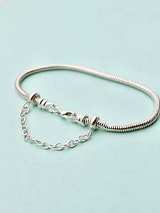 Products: Safety Chain