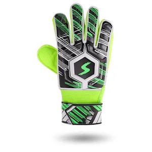 Sports Gear Football Gloves: TSS Goal Keep Gloves
