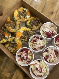 Products: Breakfast Box