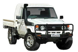 Snorkel Airbox: Safari ARMAX Snorkel to suit Toyota Landcruiser 71, 73, 75, 78 & 79 series Narrow Front Landcruiser 01/1985 - 03/2007 4.2L Diesel 1HZ, 1HD-FTE (Factory Snorkel Replacement)