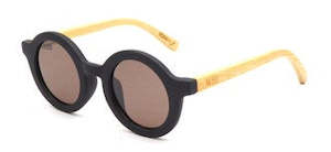 Home Gift Design: 3360 Bambino Kids Sunnies - Black/Wood Arms