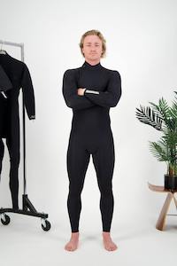 Wetsuits: Classic Mens 3/2mm Back Zip Steamer