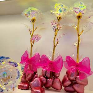 Party Pack: 5 Crystal Artificial Roses with Pink Chocolate hearts