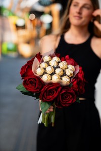 Valentine Red Roses Chocolate Bouquet  Large