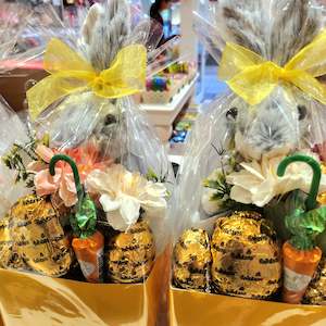 Easter Collections: Easter Rabbit Yellow Posie