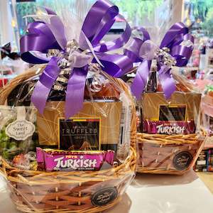 Wood Hamper with Handle small (PICK UP ONLY)