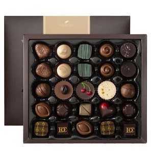 Devonport 25 Chocolate Luxurious Selection