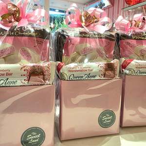 Forher Forhim: Pink Delight Hamper