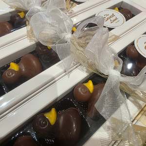 NZ HANDMADE Easter Duck Chocolate Box – 6 Piece