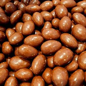 Chocolate Almonds (100g/200g/500g)