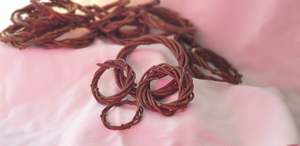 Chew Toys: Crunchy Willow Wreaths | Treats for Chins